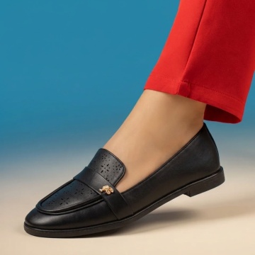 Mocasini dama cu accesoriu decorativ negri MOD03478