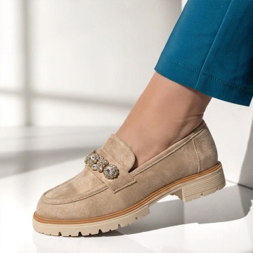 Pantofi casual dama cu accesoriu metalic bej suede LILI22