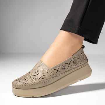 Pantofi casual dama cu perforatii bej din Piele naturala MOD13304, 2, modlet.ro
