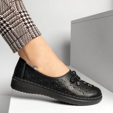 Pantofi casual dama cu perforatii negri EVA102
