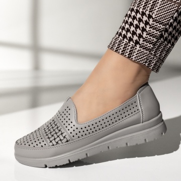 Pantofi casual cu platforma, Pantofi casual dama cu platforma si perforatii gri MOD14241, modlet.ro