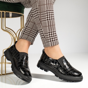 Pantofi casual dama cu talpa groasa si aspect lucios negri MOD13098, 4, modlet.ro