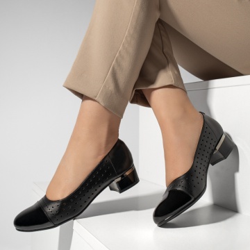 Pantofi dama, Pantofi dama cu toc mic si perforatii negri MOD08349, modlet.ro