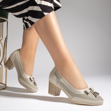 Pantofi dama cu toc si perforatii bej MOD13438, 4, modlet.ro