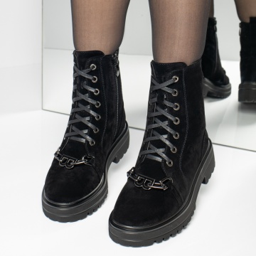 Bocanci dama cu accesoriu metalic negru suede MOD12623, 3, modlet.ro