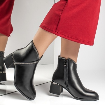 Botine dama cu strasuri aplicate si toc mic negre MOD10877, 3, modlet.ro