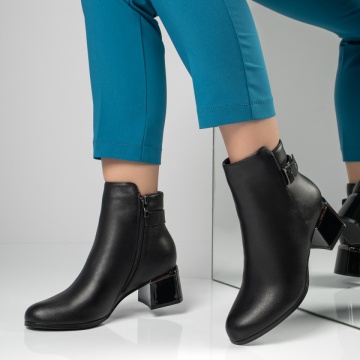 Botine dama cu toc si accesoriu metalic negre MOD12597, 2, modlet.ro
