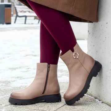 Cizmele dama cu accesoriu metalic si fermoar bej din Piele naturala MOD06857