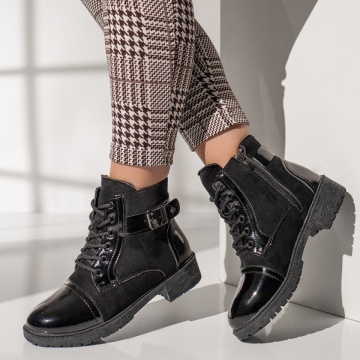 Ghete dama cu catarama si varf lucios negru suede MOD10854, 1, modlet.ro