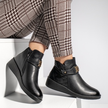 Ghete dama cu fermoar si catarama negre MOD07070, 4, modlet.ro