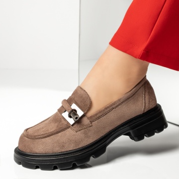 Pantofi casual dama cu accesoriu decorativ khaki suede MOD13366, 2, modlet.ro