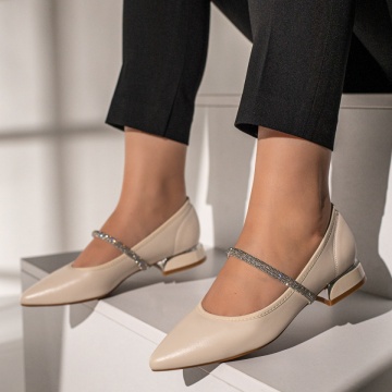 Pantofi dama cu toc mic si strasuri bej MOD12117, 2, modlet.ro