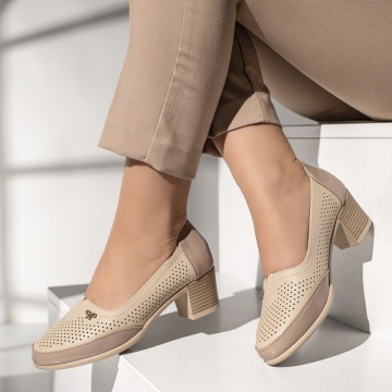 Pantofi cu toc, Pantofi dama cu toc si perforatii bej MOD13356, modlet.ro