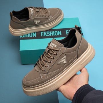 Pantofi sport barbati cu siret si talpa groasa khaki MOD13209