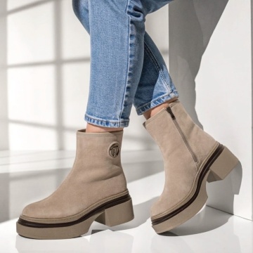 Ghete cu Toc, Ghete dama cu fermoar bej suede din Piele naturala MOD14040, modlet.ro