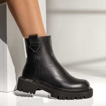 Ghete dama cu fermoar si accesoriu metalic negre din Piele naturala MOD14030, 3, modlet.ro