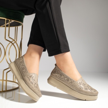 Pantofi casual dama cu perforatii bej din Piele naturala MOD13304, 4, modlet.ro
