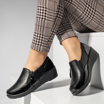 Pantofi casual dama cu platforma si fermoar negri MOD14224