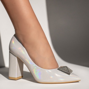 Pantofi dama cu toc gros si accesoriu decorativ argintii cu reflexii MOD12764, 4, modlet.ro