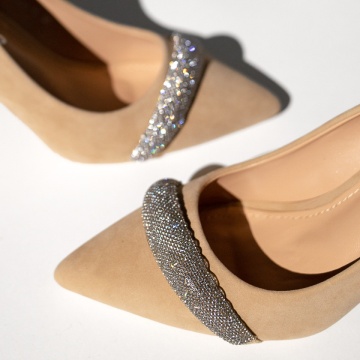 Pantofi dama cu toc gros si aplicatii cu pietre bej suede MOD12763, 4, modlet.ro